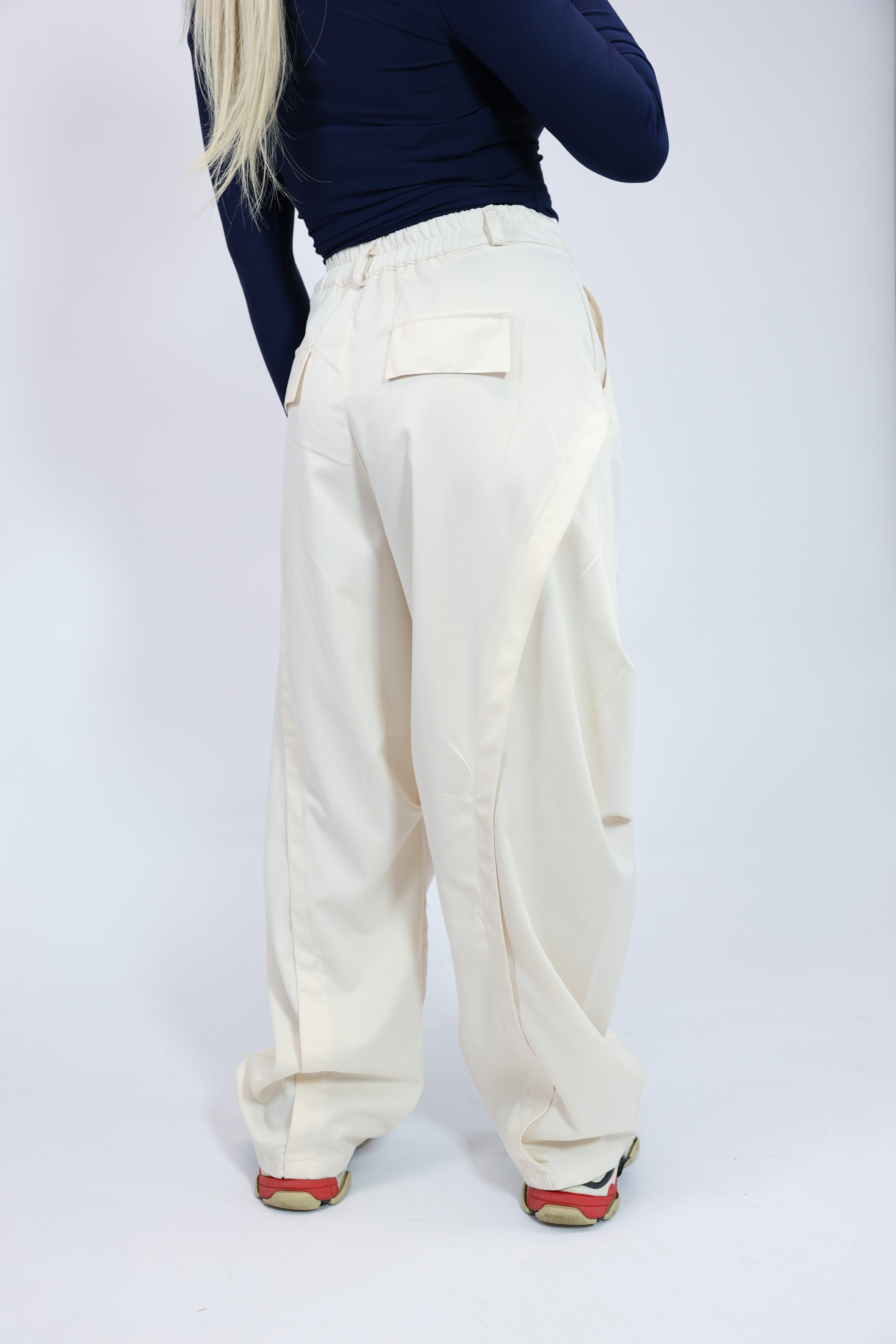 PANTALONE GAMBA LARGA